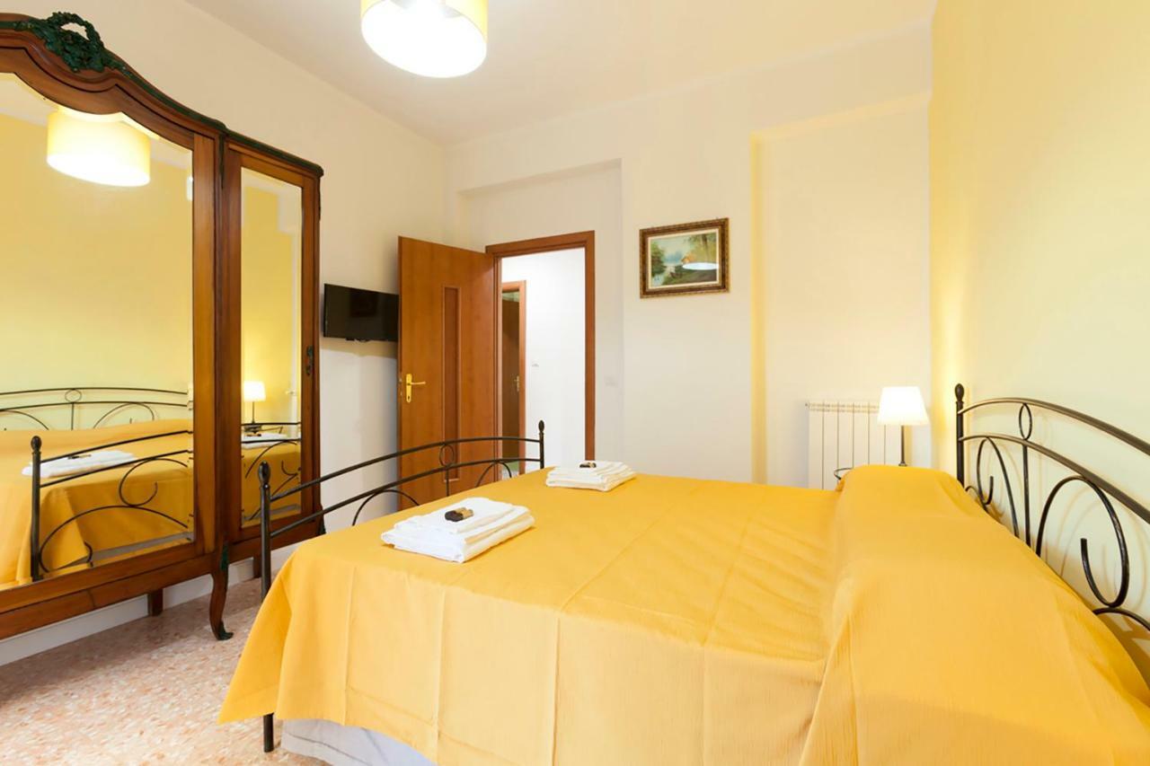 B&B La Primula Помпей Екстериор снимка