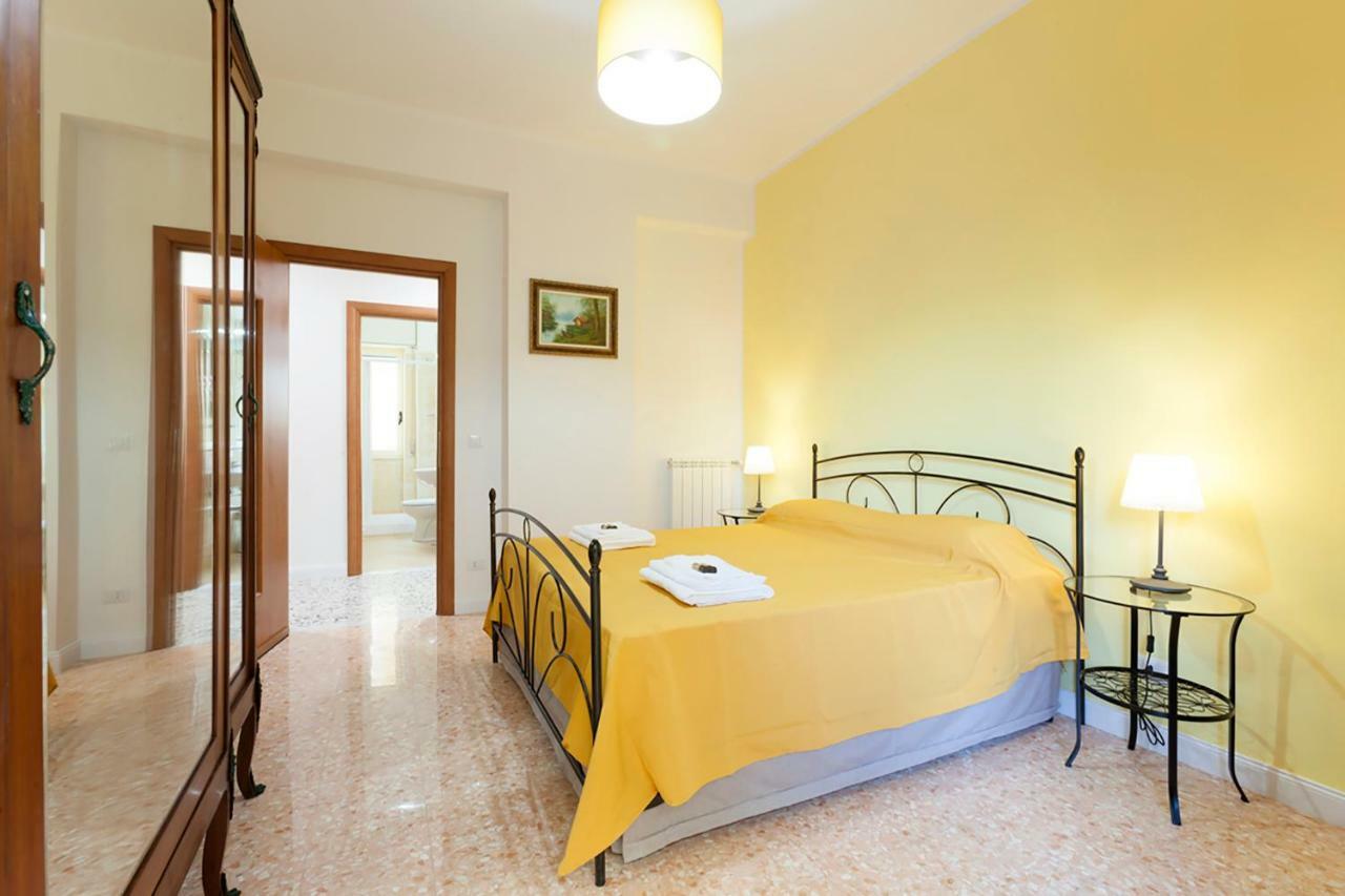 B&B La Primula Помпей Екстериор снимка