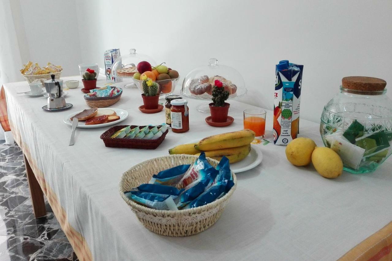 B&B La Primula Помпей Екстериор снимка