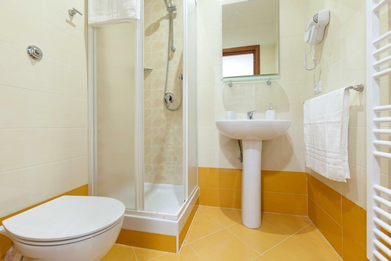 B&B La Primula Помпей Екстериор снимка